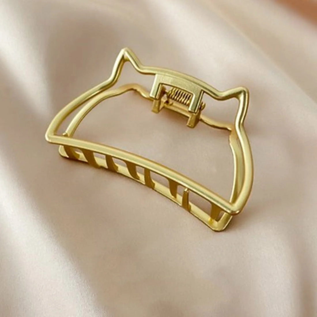 Women Geometric Hair Claw Girls Clamps Metal Hair Crab Cross Hair Clips Elegant Twist  Headband Hairpin Fashion Hair Accessories