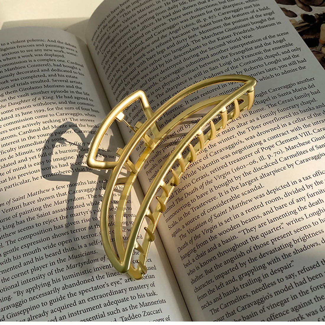 Women Geometric Hair Claw Girls Clamps Metal Hair Crab Cross Hair Clips Elegant Twist  Headband Hairpin Fashion Hair Accessories