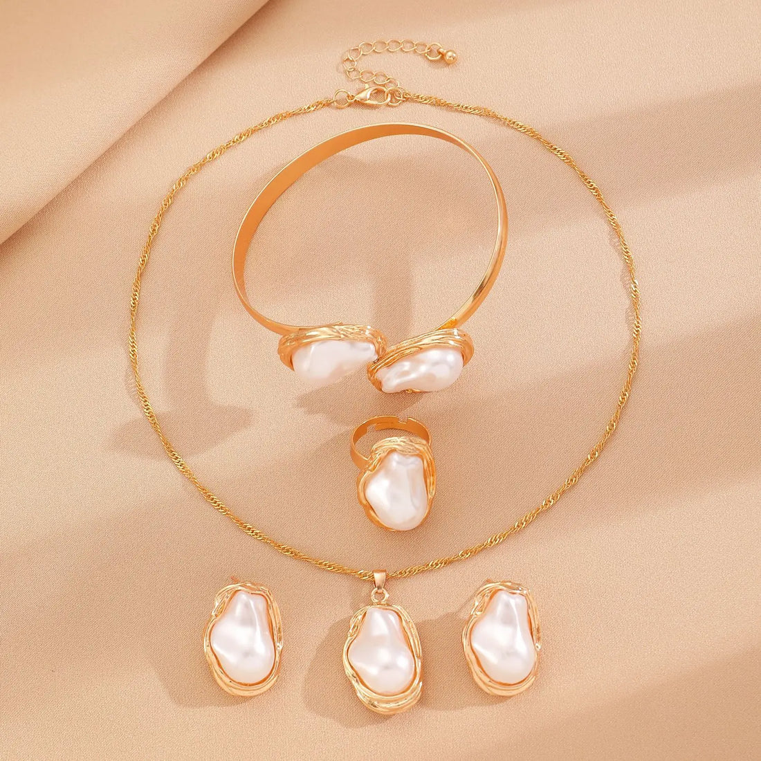 Elegant Baroque Imitation Pearl Choker Necklace Bangles Ring Earrings Set Women Chunky Circle Open Torques Collar Jewelry Set