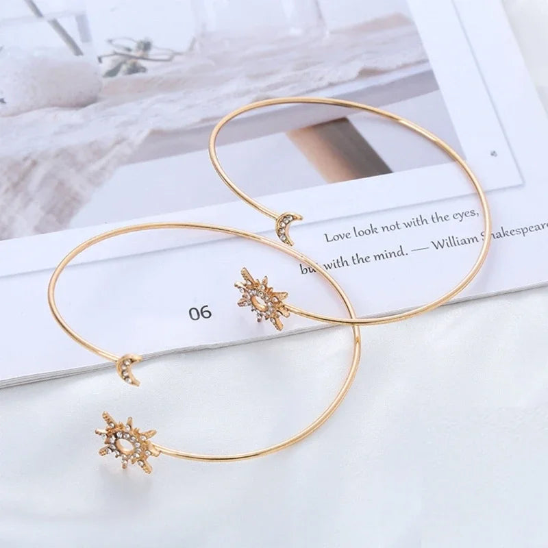 Vintage Simple Adjustable Upper Arm Cuff Bracelet Glossy Gold Plated Metal Armlet for Women Minimalist Open Armband Body Jewelry