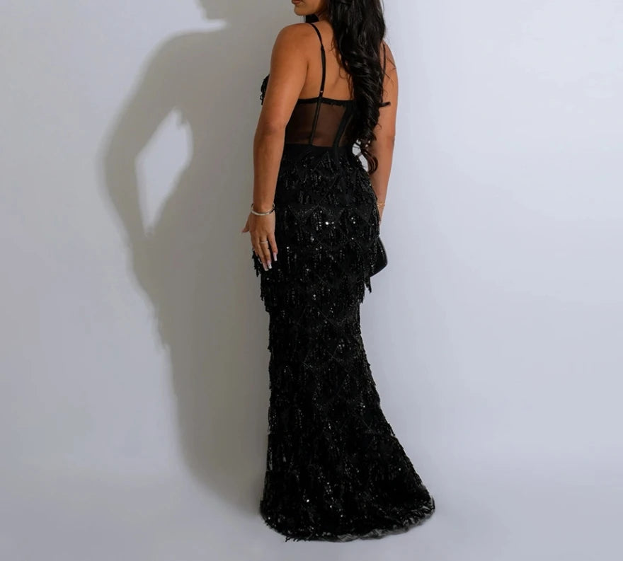 Women's Dress Fashion Suspender Wrap Hip A-Line Skirt V-Neck Sexy Tight and Elegant Retro Hollow Dress Shipped Within 48 Hours