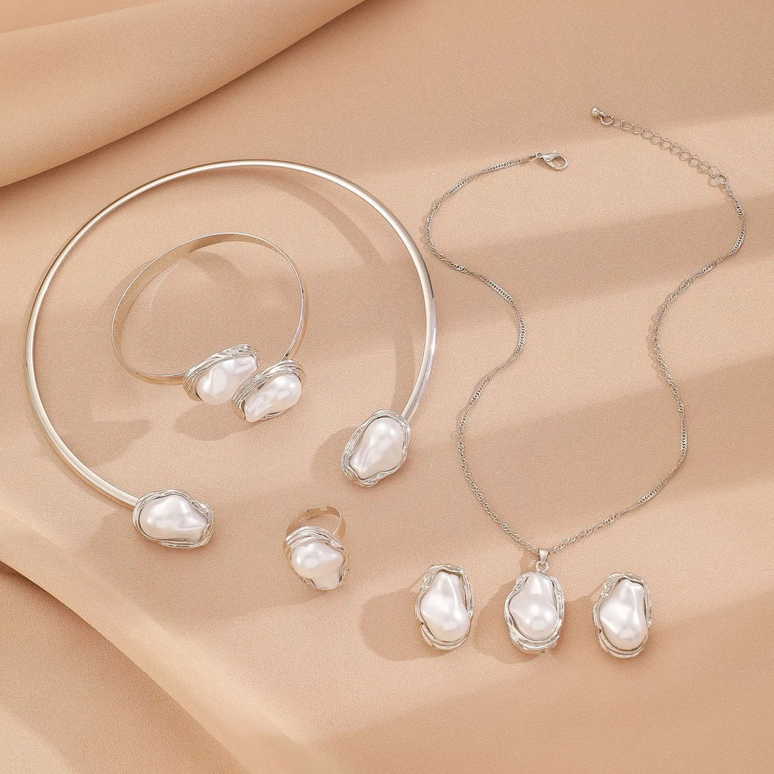 Elegant Baroque Imitation Pearl Choker Necklace Bangles Ring Earrings Set Women Chunky Circle Open Torques Collar Jewelry Set