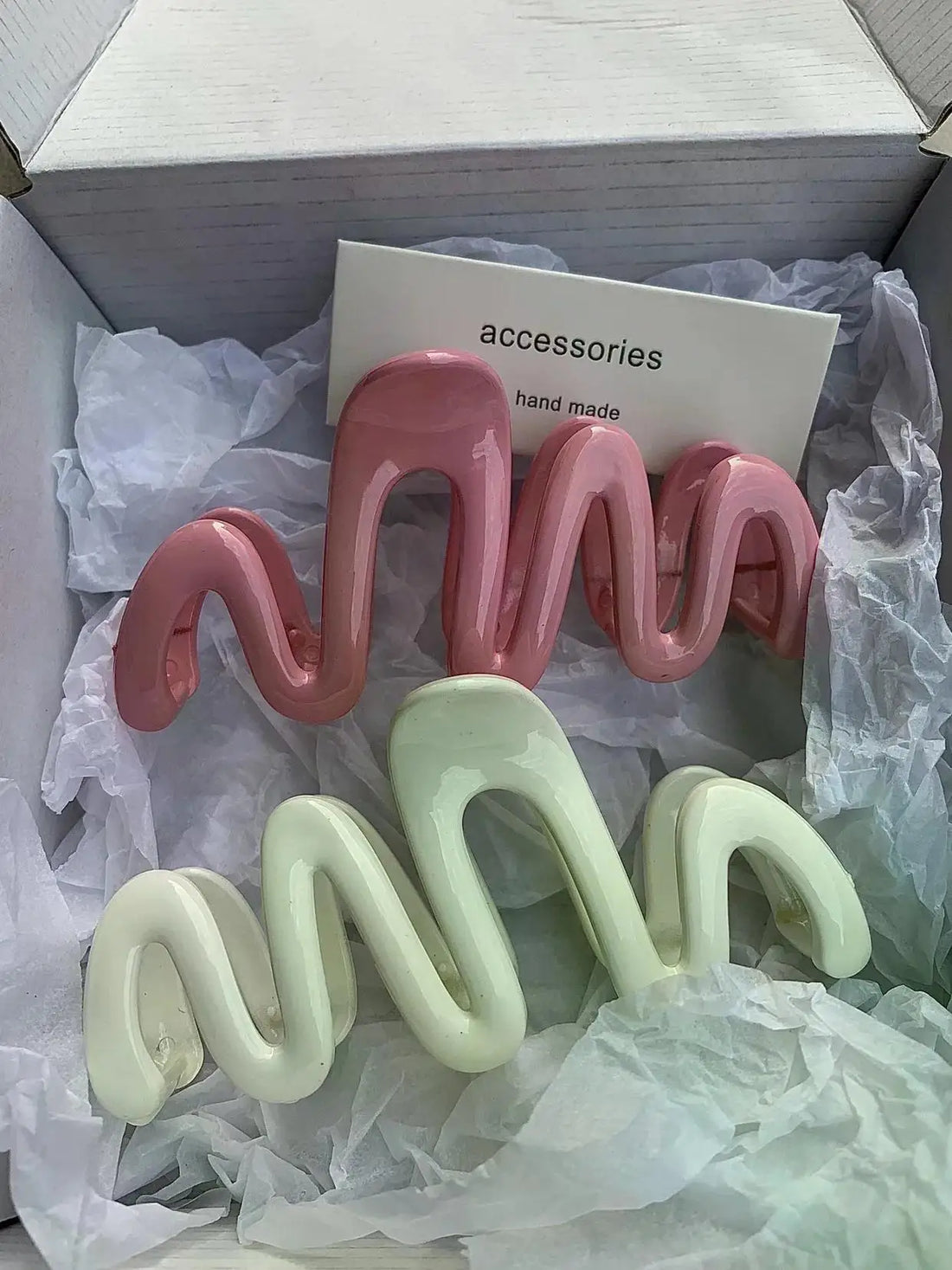 2023 Colorful Jelly Wave Hair Claw Hairpin Women Girls Fashion Design Korean Sweet Simple Irregular Hair Clip Headwear Wholesale