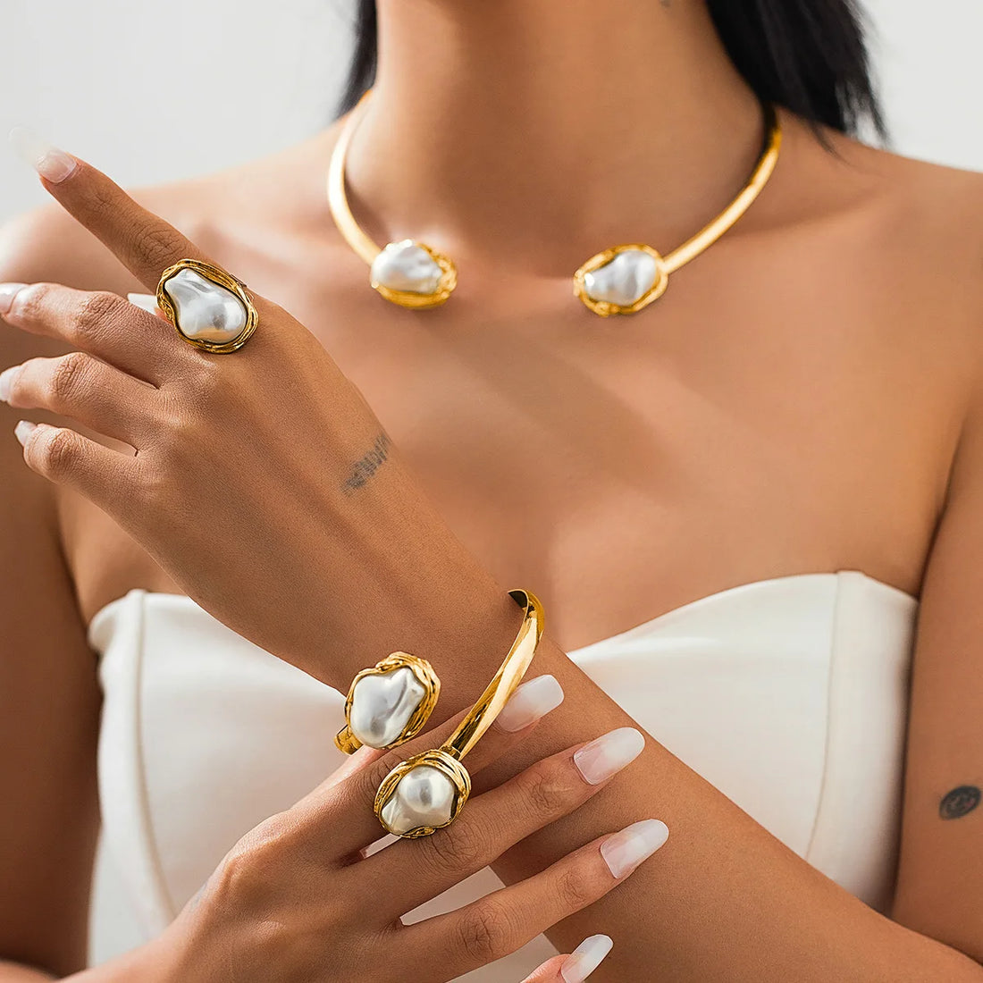 Elegant Baroque Imitation Pearl Choker Necklace Bangles Ring Earrings Set Women Chunky Circle Open Torques Collar Jewelry Set