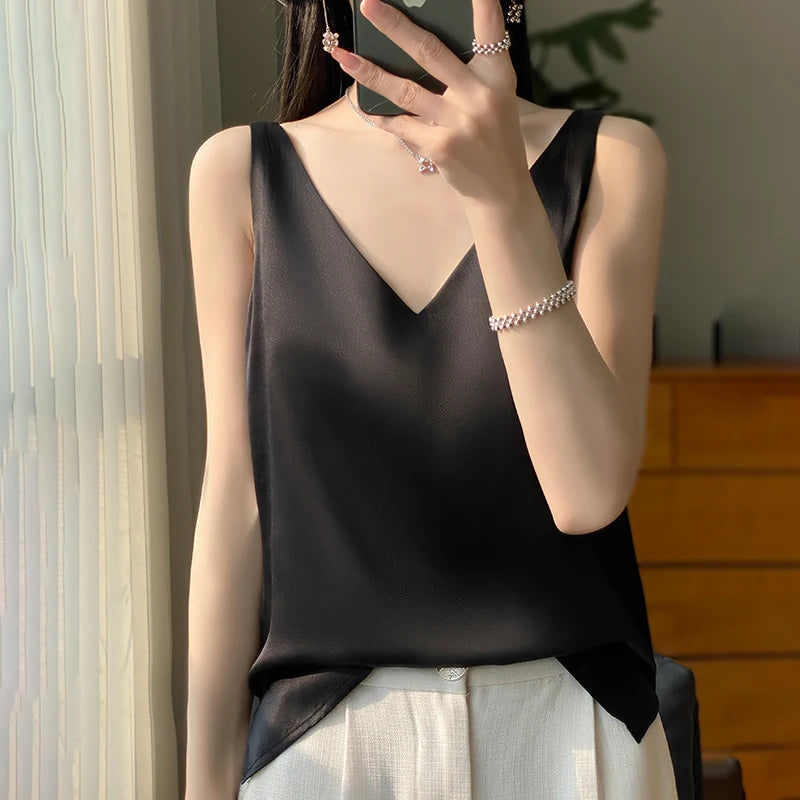 2024 New Silk Satin Women's Tank Top Basic V-neck Multi Color White Black Women's Sleeveless Top Summer Sexy Bottom
