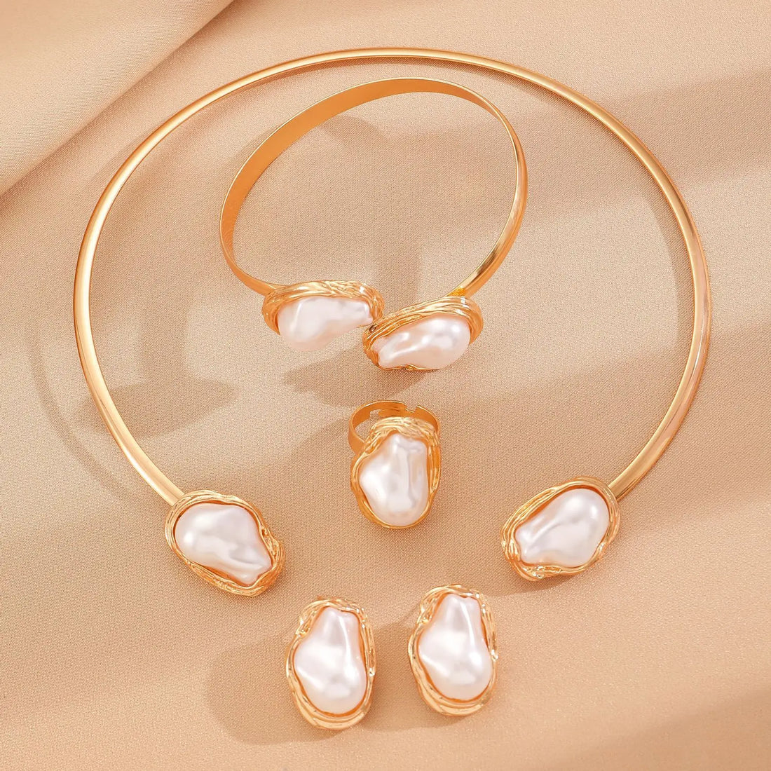 Elegant Baroque Imitation Pearl Choker Necklace Bangles Ring Earrings Set Women Chunky Circle Open Torques Collar Jewelry Set