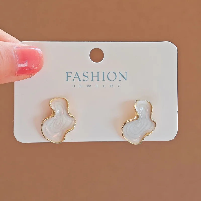 Abstract Alien White Color Cloud Irregular Stud Earring for Women Temperament Ear Jewelry Simple Christmas Valentine's Day Gift