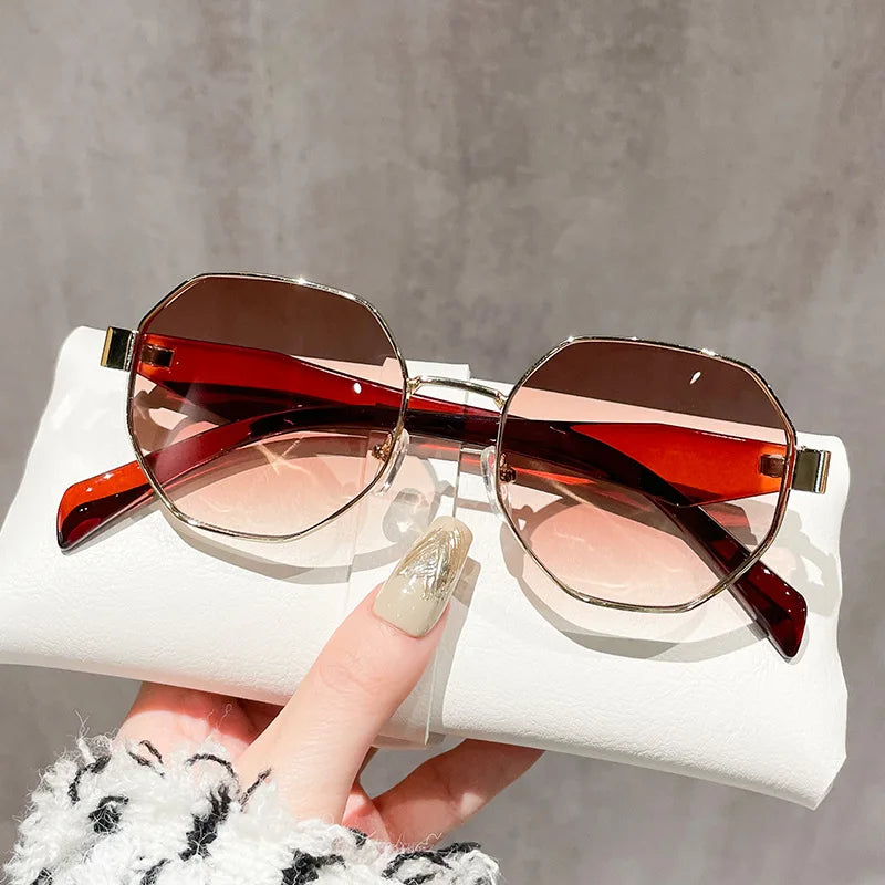 Outdoor Driving Sunglasses Popular Square Large Frame Sun Glasses Classic Polarized Glasses Men Women Fishing Glasses