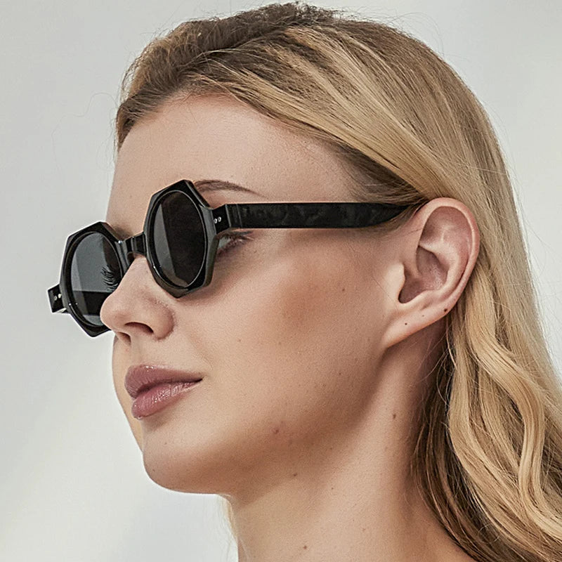 Outdoor Driving Sunglasses Popular Square Large Frame Sun Glasses Classic Polarized Glasses Men Women Fishing Glasses