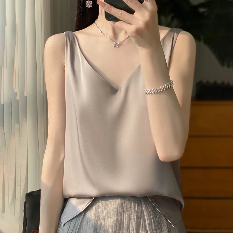 2024 New Silk Satin Women's Tank Top Basic V-neck Multi Color White Black Women's Sleeveless Top Summer Sexy Bottom
