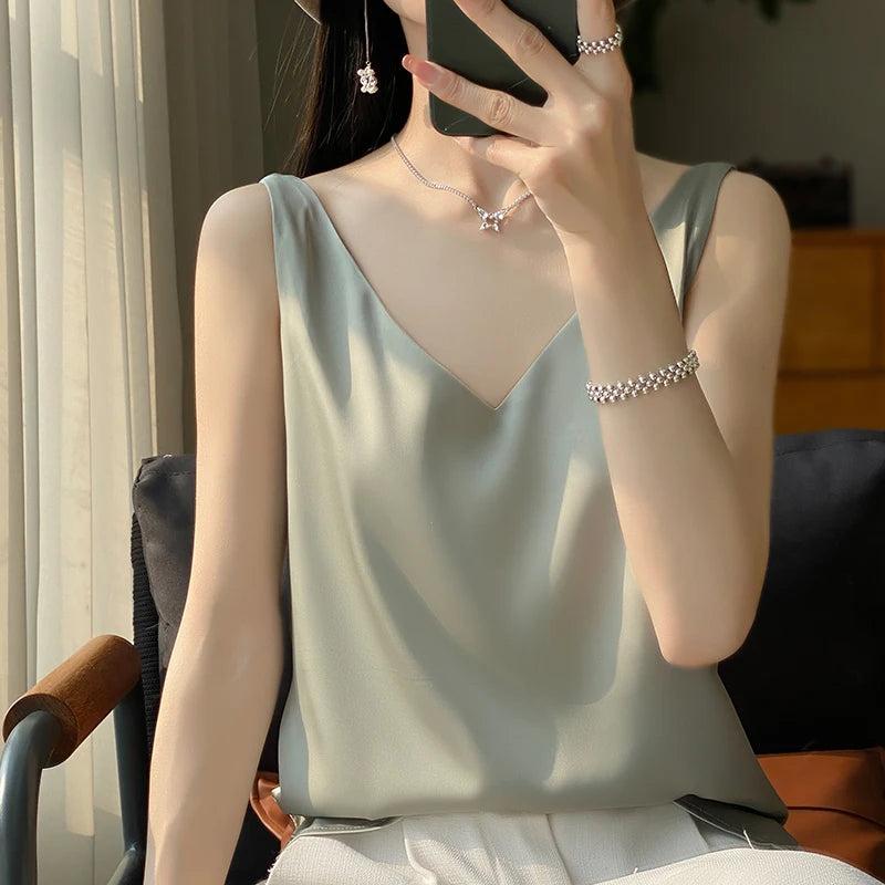 2024 New Silk Satin Women's Tank Top Basic V-neck Multi Color White Black Women's Sleeveless Top Summer Sexy Bottom