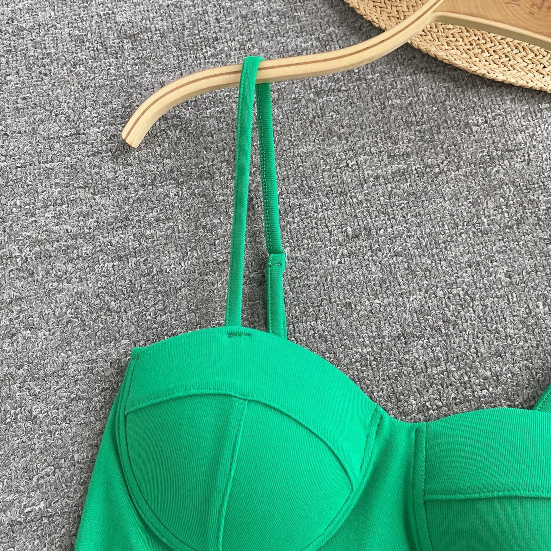 New Summer Hotsweet Strap Mini Tops Slim Fit Backless Basics Outerwear Fashion Hot Girl New IN Korean Style Streetwear Crop Tank