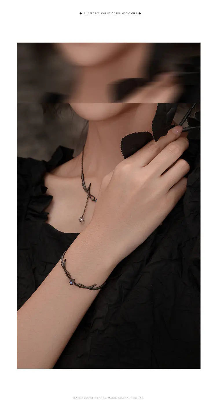 Delicate Shiny Zircon Star Bracelet for Women Simple Gothic Dark Angel Wings Trend Jewelry Girls Gift