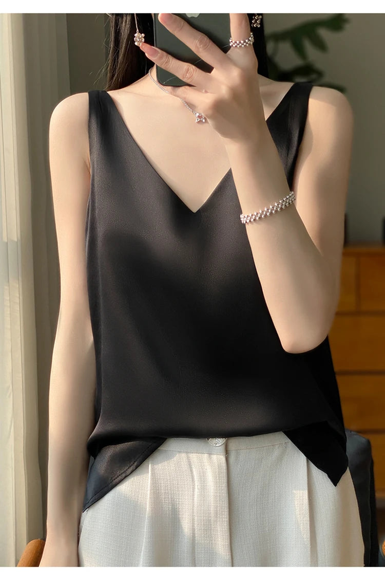 2024 New Silk Satin Women's Tank Top Basic V-neck Multi Color White Black Women's Sleeveless Top Summer Sexy Bottom