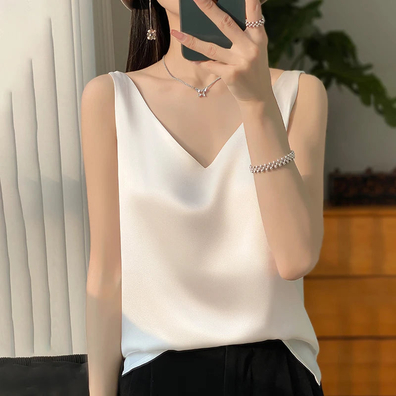 2024 New Silk Satin Women's Tank Top Basic V-neck Multi Color White Black Women's Sleeveless Top Summer Sexy Bottom