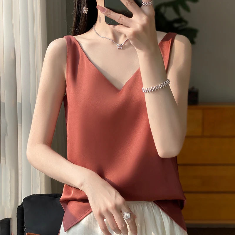 2024 New Silk Satin Women's Tank Top Basic V-neck Multi Color White Black Women's Sleeveless Top Summer Sexy Bottom
