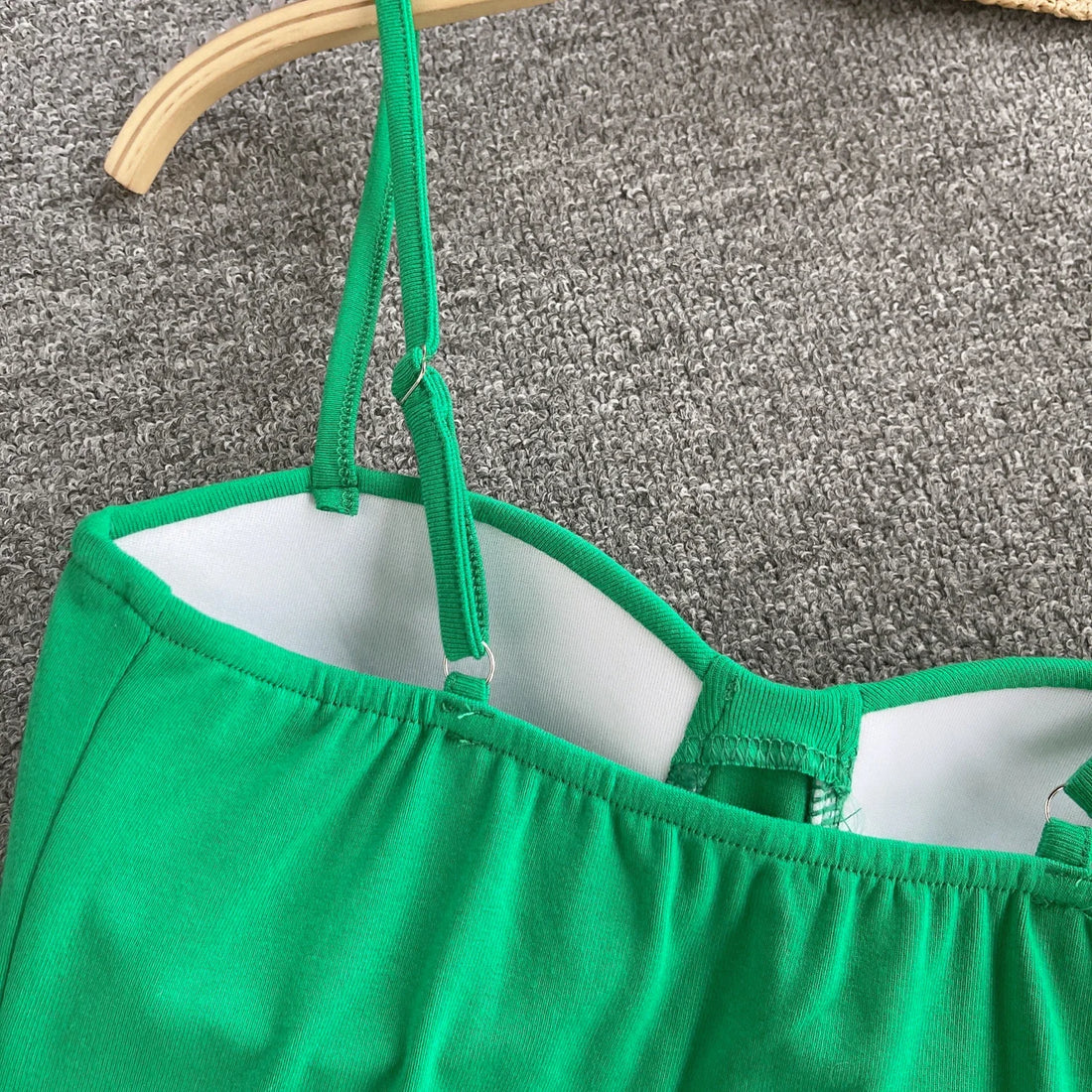 New Summer Hotsweet Strap Mini Tops Slim Fit Backless Basics Outerwear Fashion Hot Girl New IN Korean Style Streetwear Crop Tank