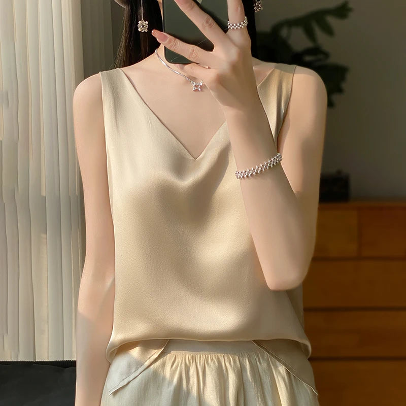 2024 New Silk Satin Women's Tank Top Basic V-neck Multi Color White Black Women's Sleeveless Top Summer Sexy Bottom