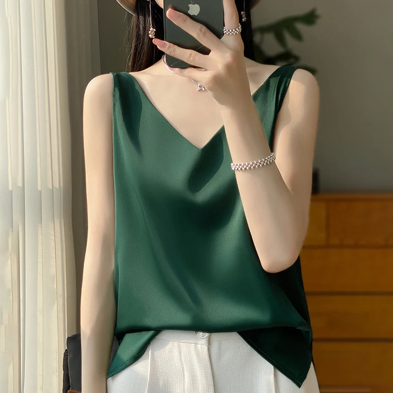 2024 New Silk Satin Women's Tank Top Basic V-neck Multi Color White Black Women's Sleeveless Top Summer Sexy Bottom