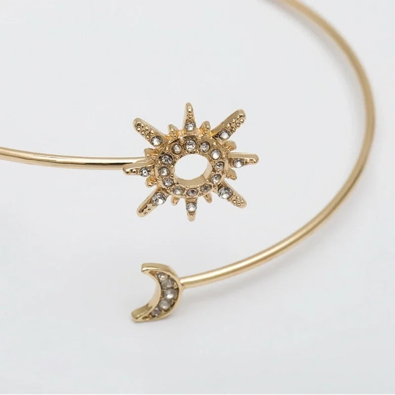 Vintage Simple Adjustable Upper Arm Cuff Bracelet Glossy Gold Plated Metal Armlet for Women Minimalist Open Armband Body Jewelry